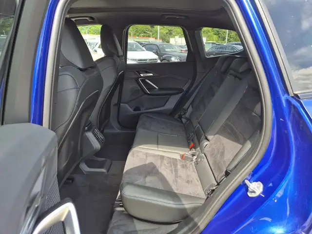 BMW X1 view 7