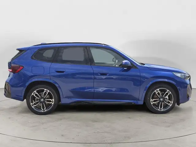 BMW X1 view 5
