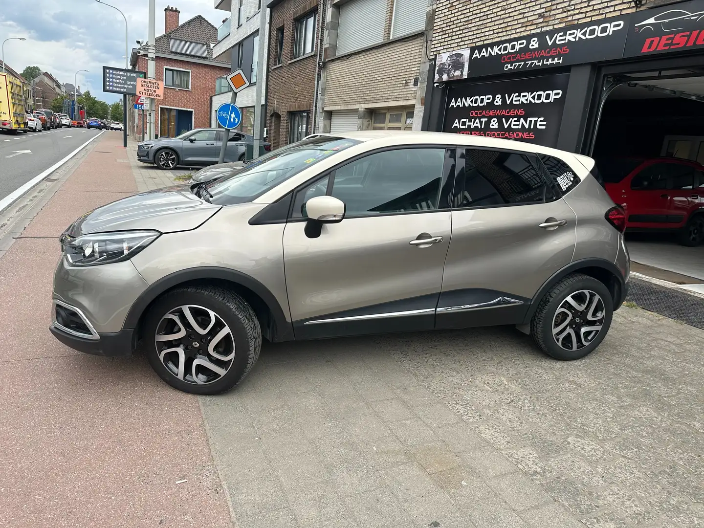 Renault Captur 1.2 TCe  Intens*Boite automatique*Navi Clim Garant Grijs - 1