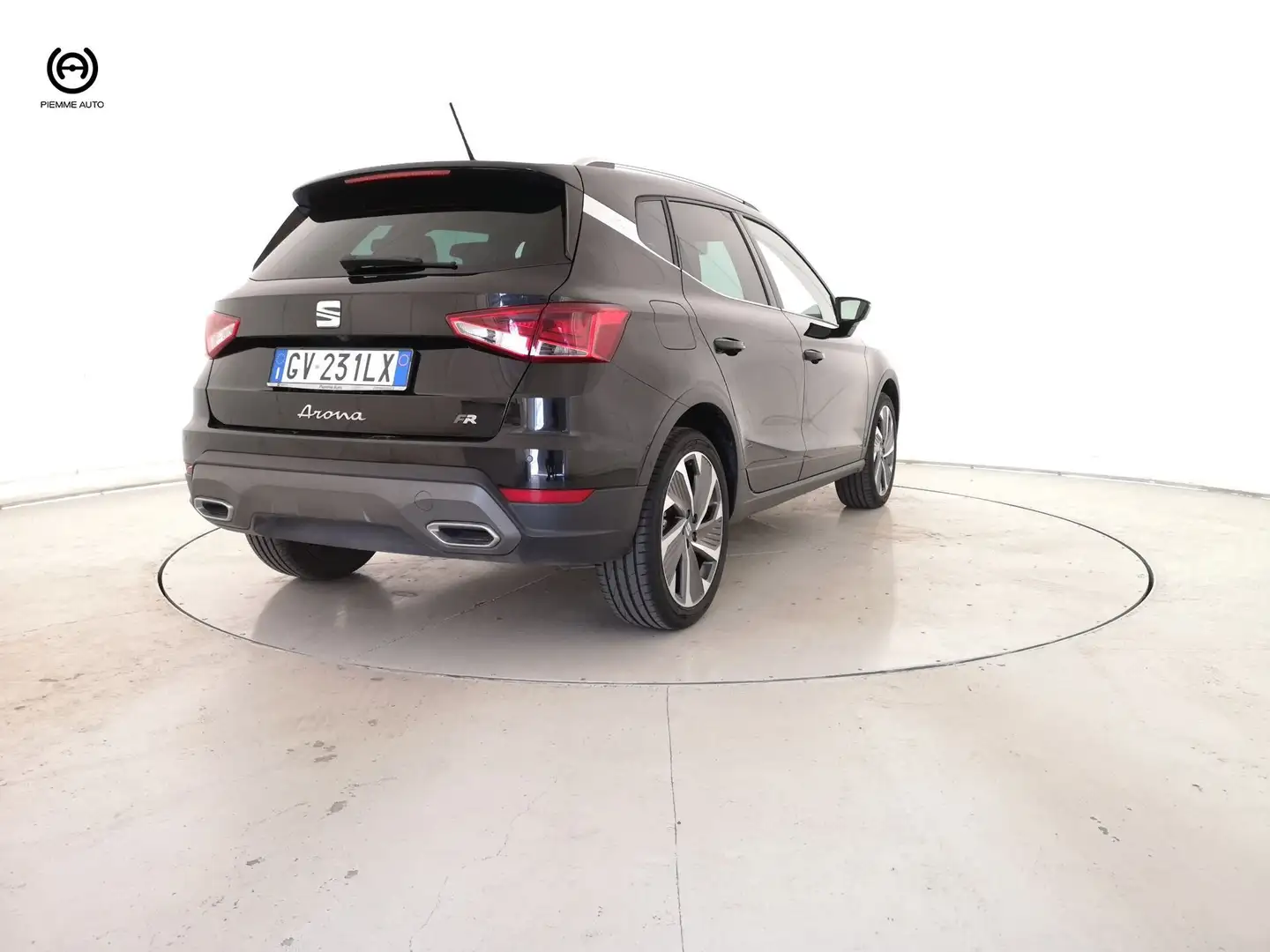SEAT Arona Arona 1.0 EcoTSI 110 CV DSG FR Zwart - 2