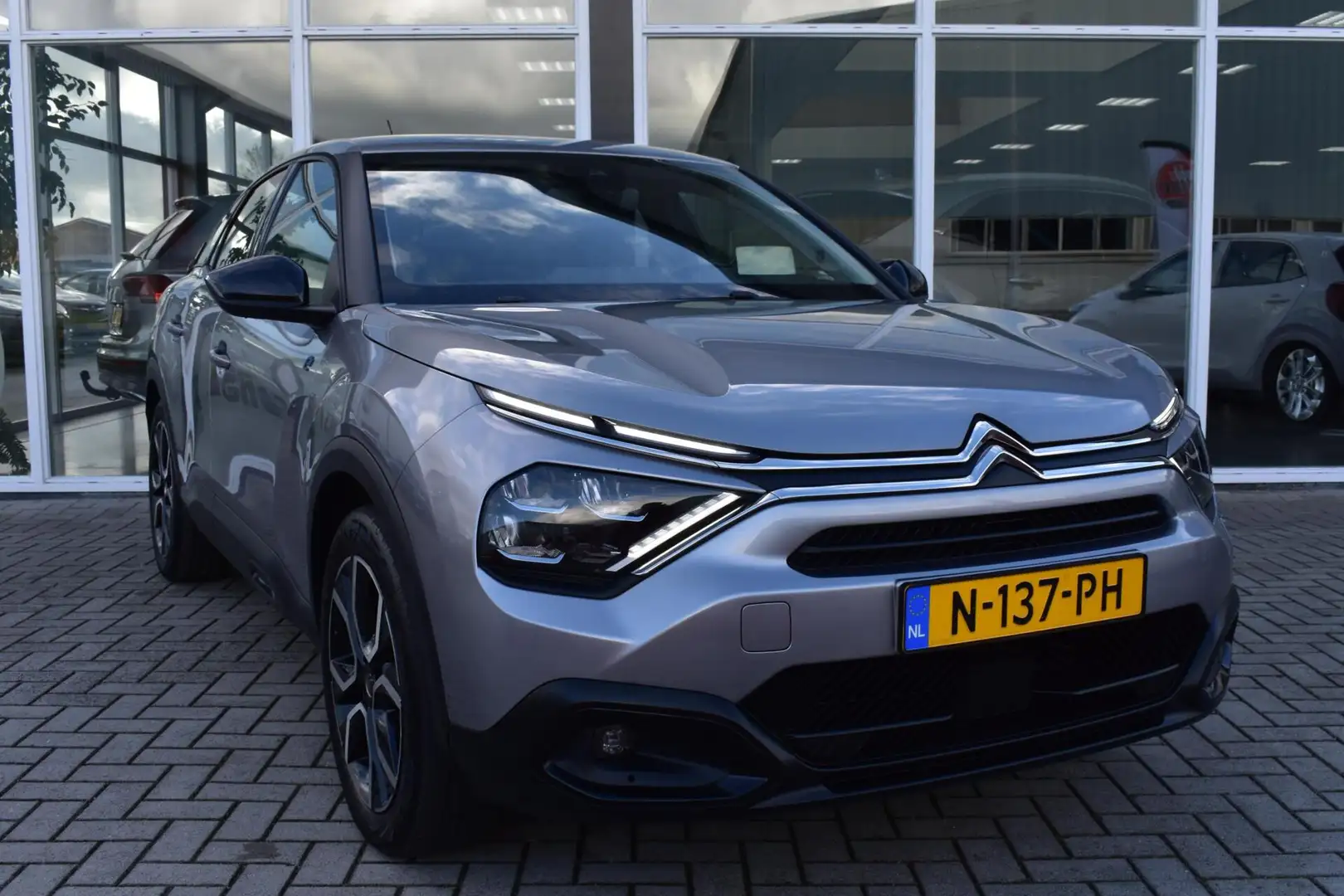 Citroen E-C4 Electric Feel Edition 50 kWh|Navi|Cruise|Apple carplay|Came Grijs - 2