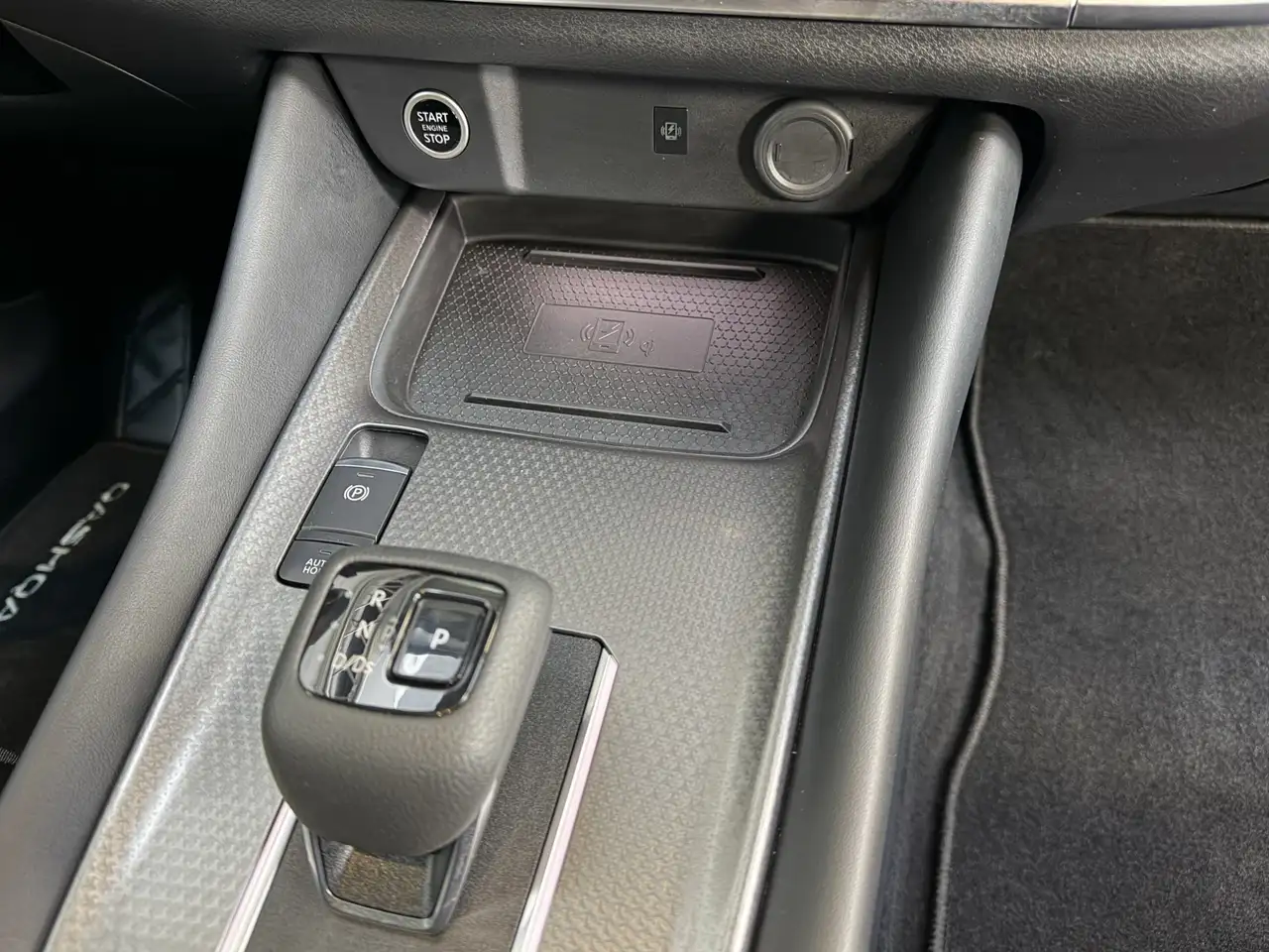 Nissan Qashqai 1.3 MHEV N-Connecta 360° Navi LED 29