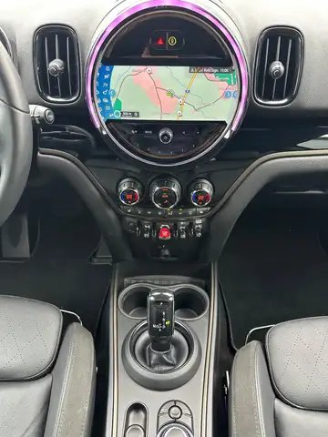 Mini Countryman view 13