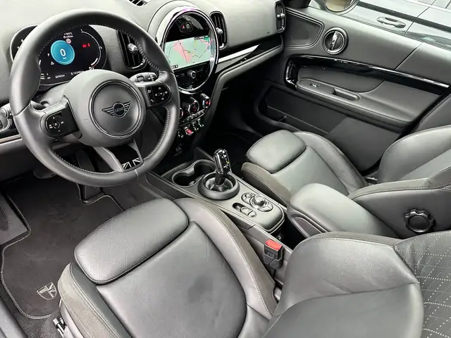 Mini Countryman view 9