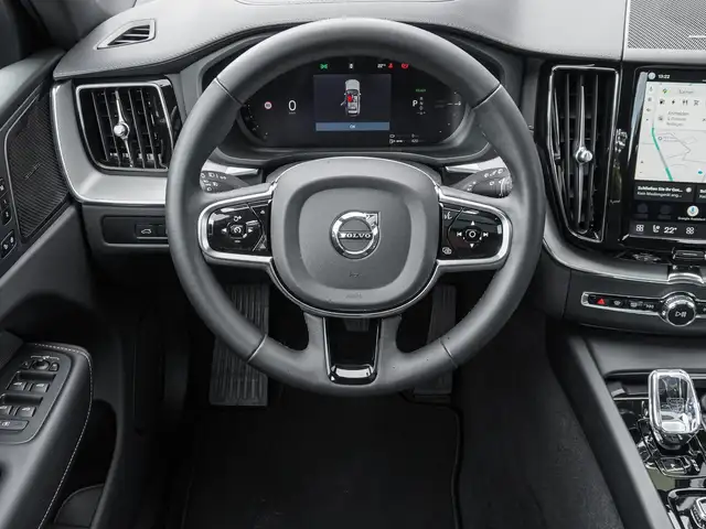 Volvo XC60 view 14