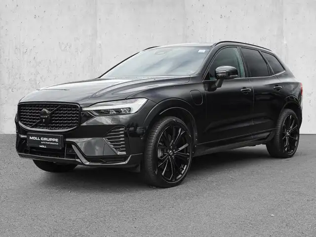 Volvo XC60 view 2