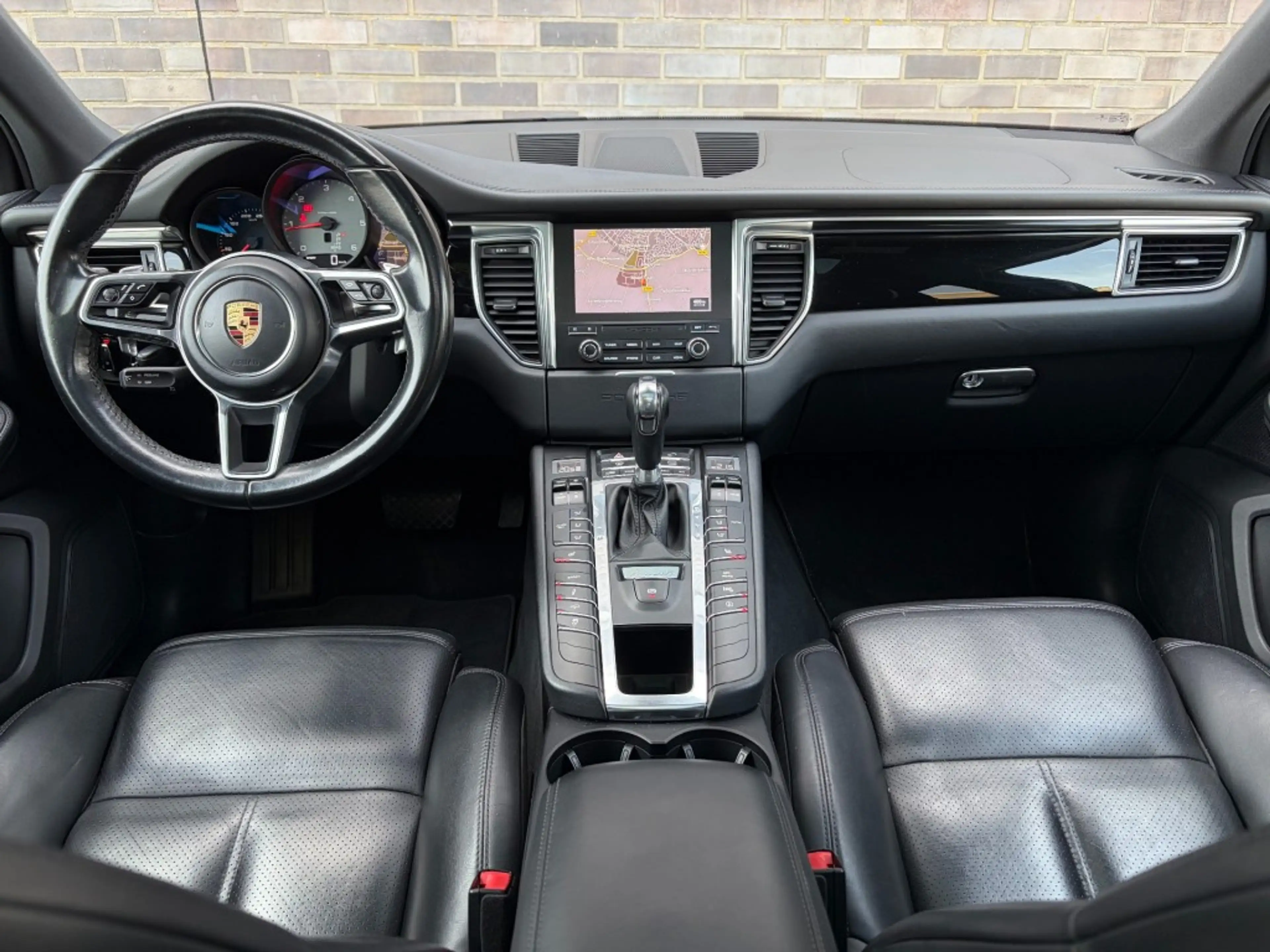 Porsche Macan 3.0 D S - LUCHTV. - PANO - TREKH. - 20 INCH — photo 7