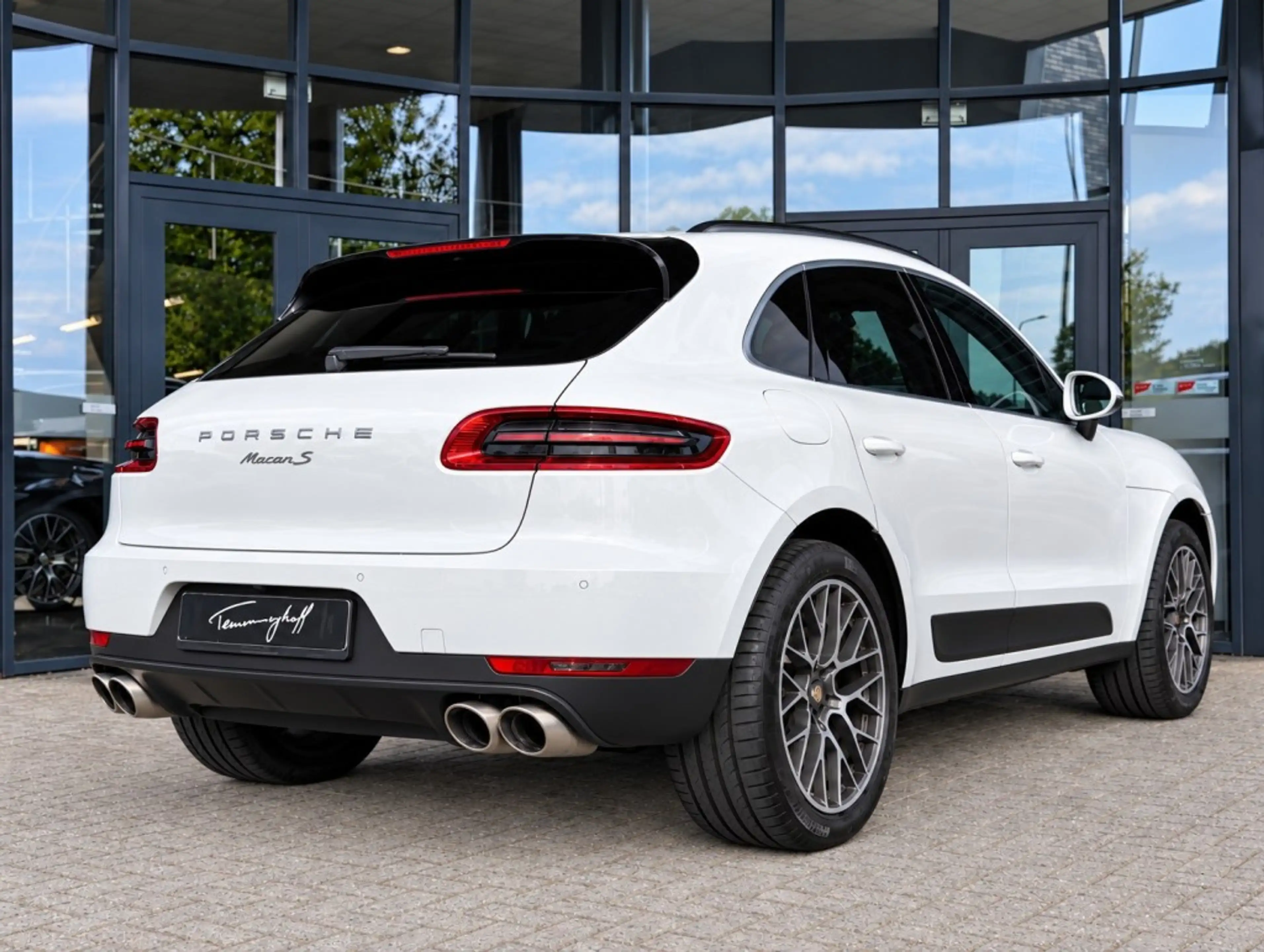 Porsche Macan 3.0 D S - LUCHTV. - PANO - TREKH. - 20 INCH — photo 3