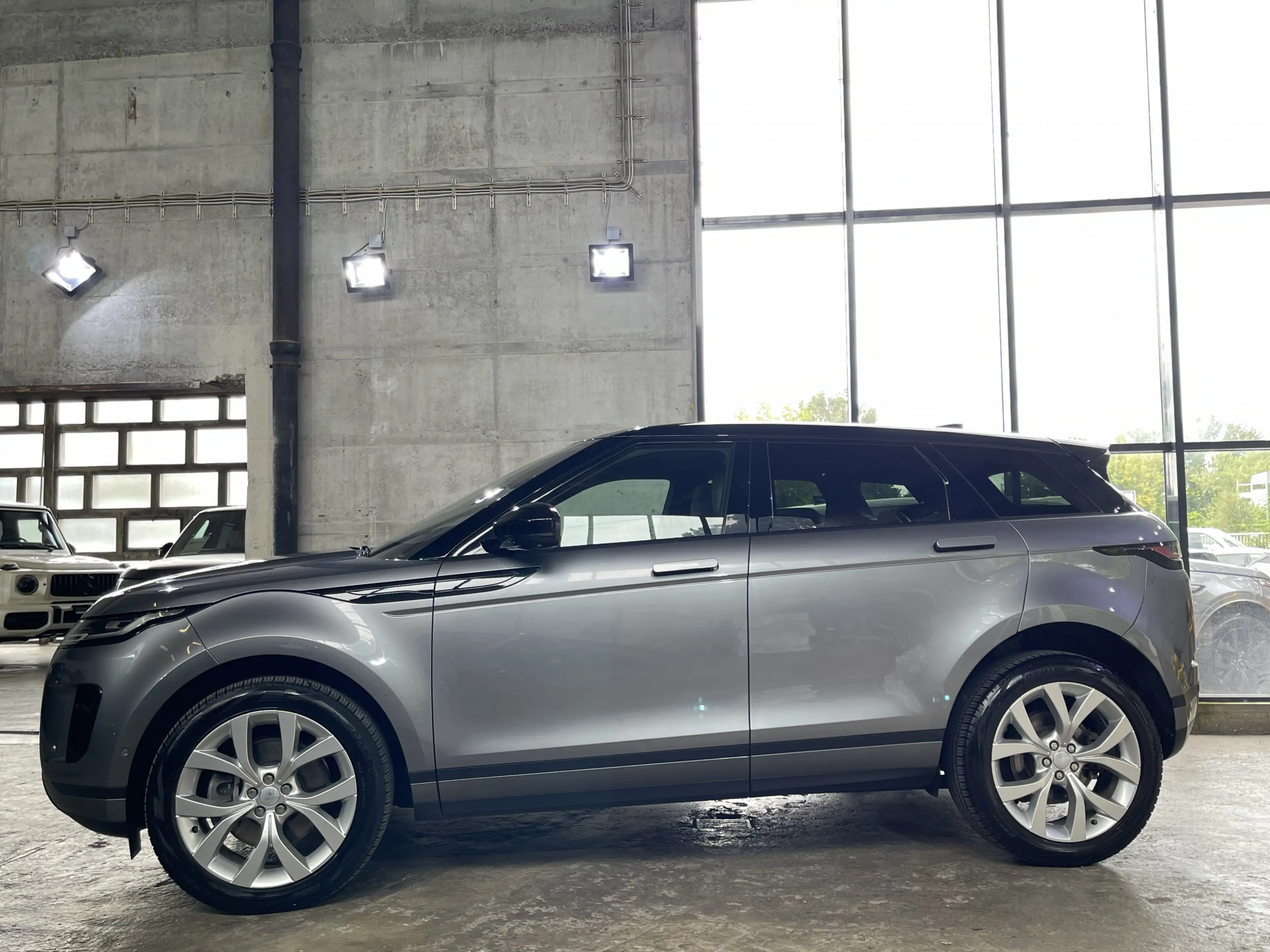 Land Rover Range Rover Evoque P250 SE LED BlackPackage 360° — photo 2