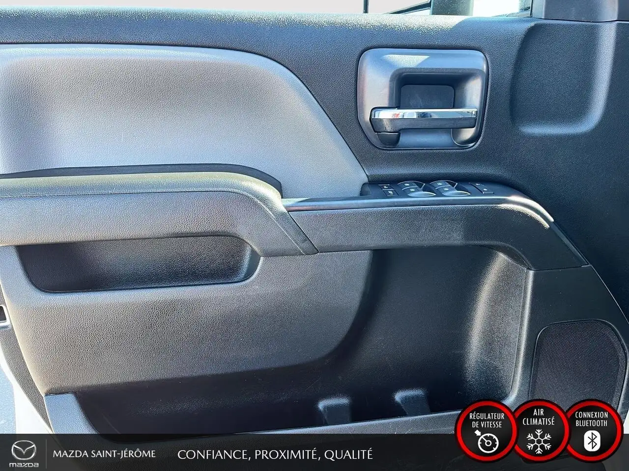 GMC Sierra 2500HD снимка GMC Sierra 2500HD