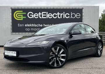 AWD Long Range Dual Motor *als nieuw*