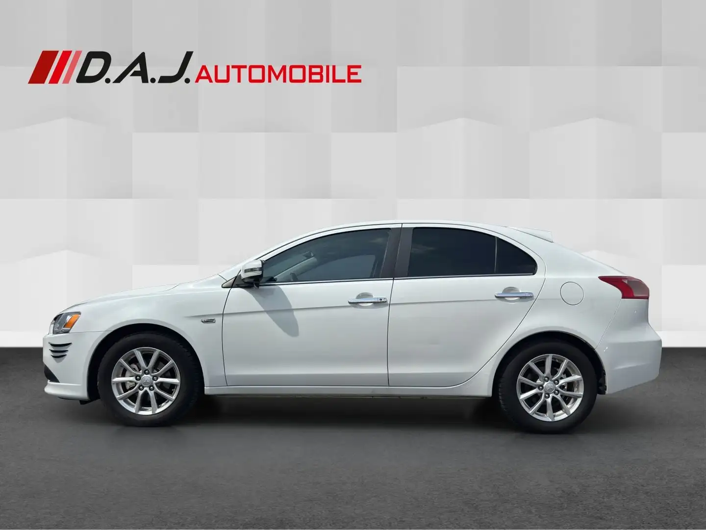 Mitsubishi Lancer Sportback 1.6 MIVEC ClearTec Comfort Alb - 2