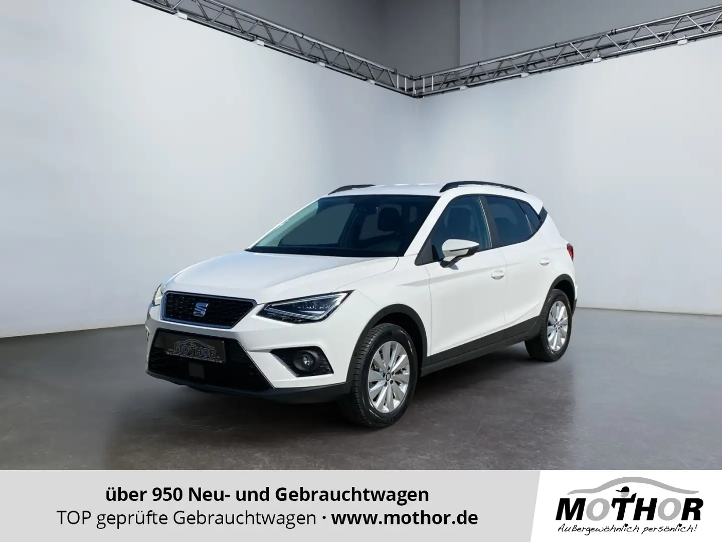 SEAT Arona Style 1.0 TSI LED NAVI PDC DAB USB Bílá - 1