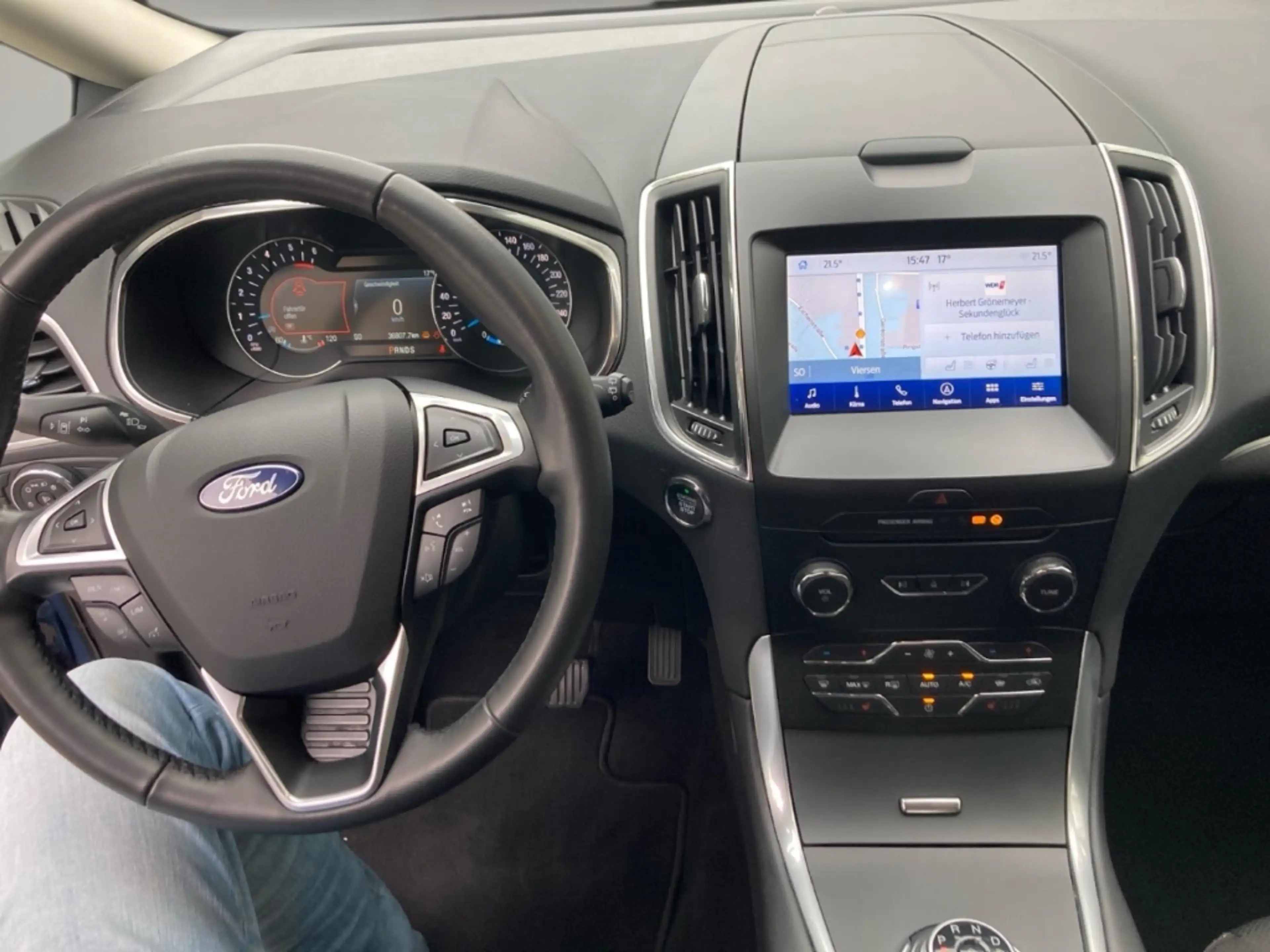 Ford S-Max Titanium AUTOMATIK+wenig KM+GJR+Business-Paket — photo 10
