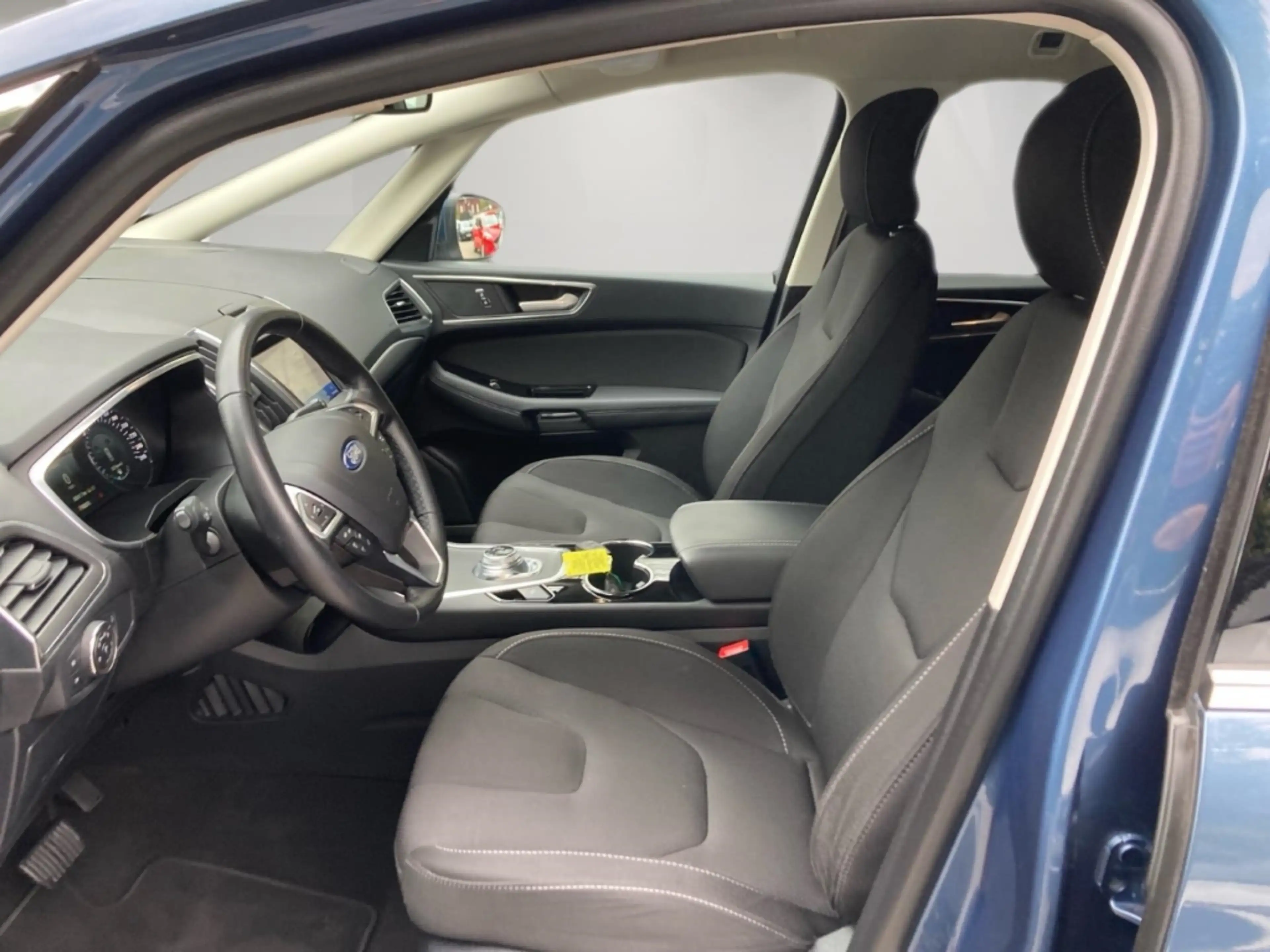 Ford S-Max Titanium AUTOMATIK+wenig KM+GJR+Business-Paket — photo 8