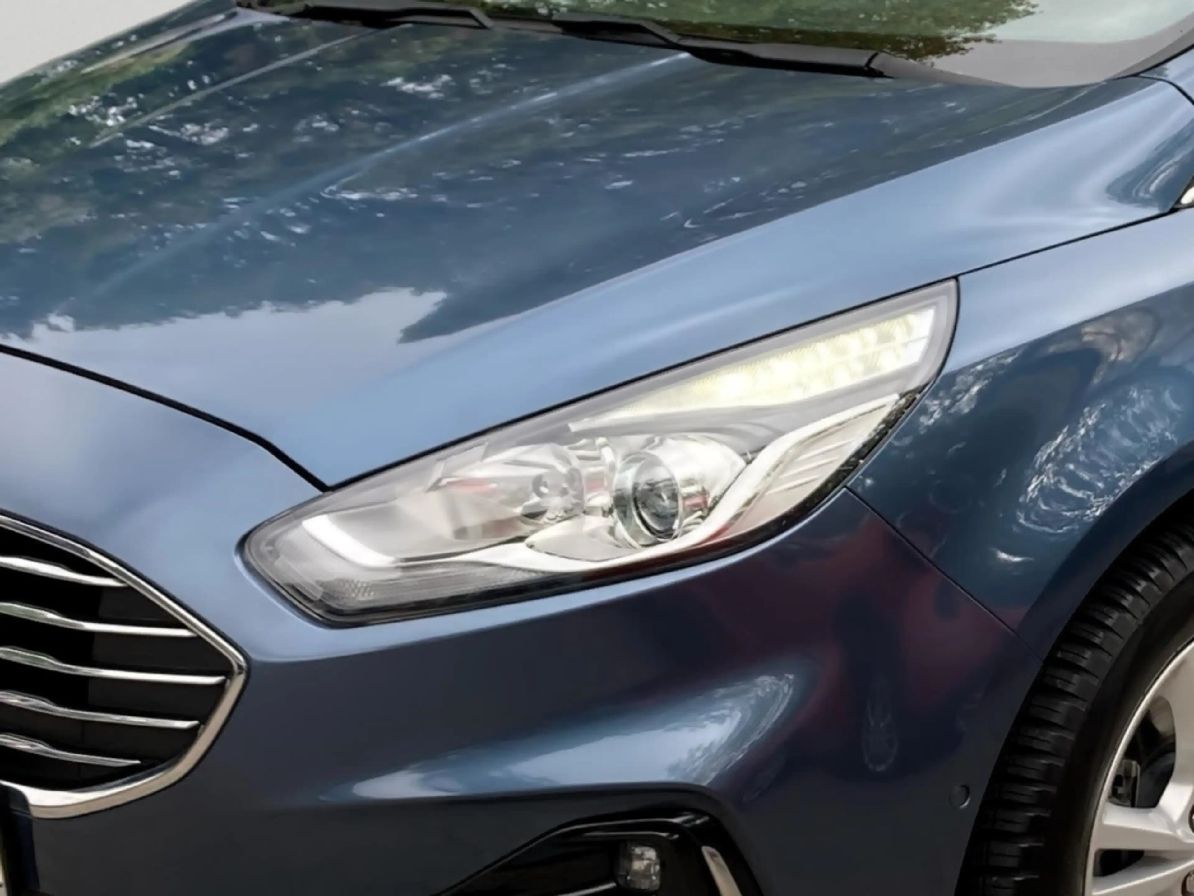 Ford S-Max Titanium AUTOMATIK+wenig KM+GJR+Business-Paket — photo 6