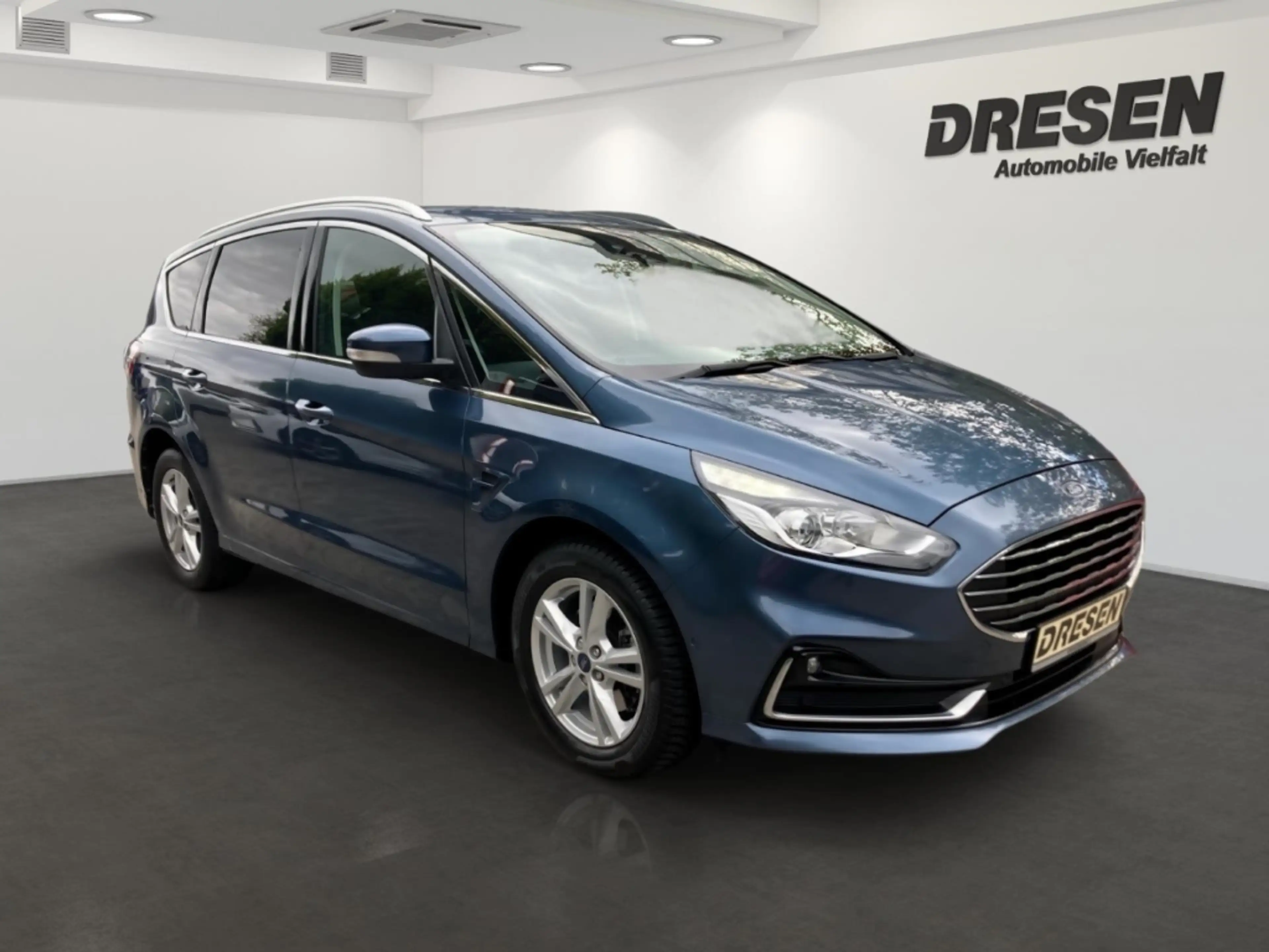 Ford S-Max Titanium AUTOMATIK+wenig KM+GJR+Business-Paket — photo 3
