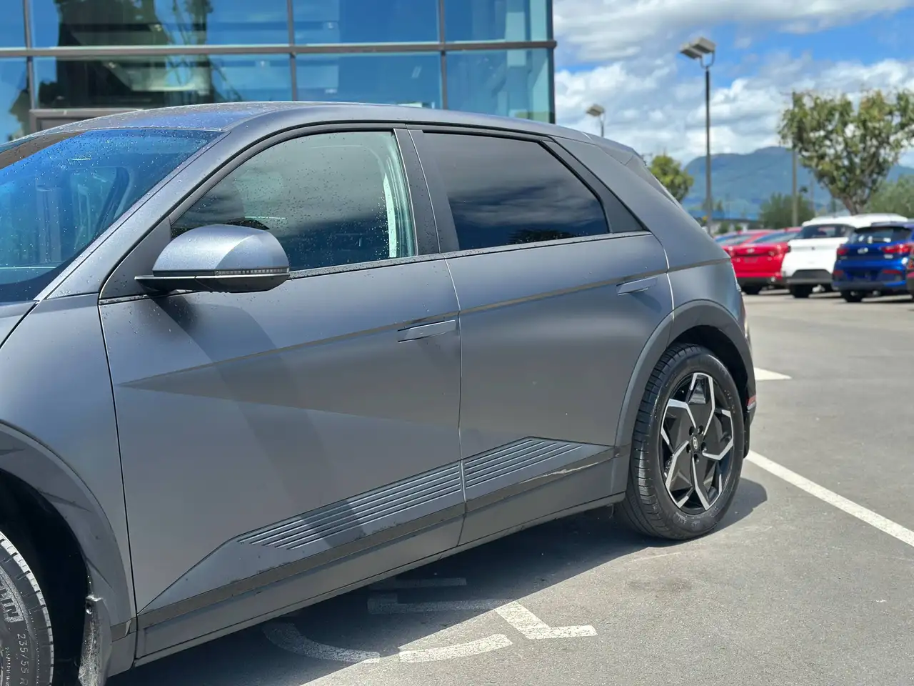 Hyundai IONIQ 5 photo Hyundai IONIQ 5
