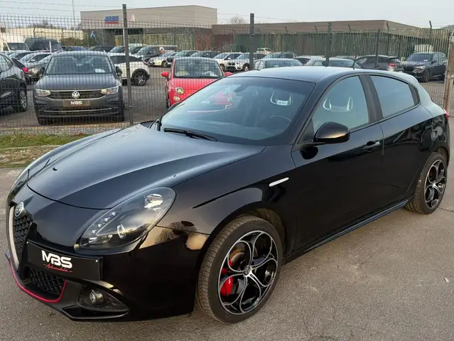 Alfa Romeo Giulietta 2.0 JTDm * CLIM-BIZONE * GPS * SPORT * CRUISE