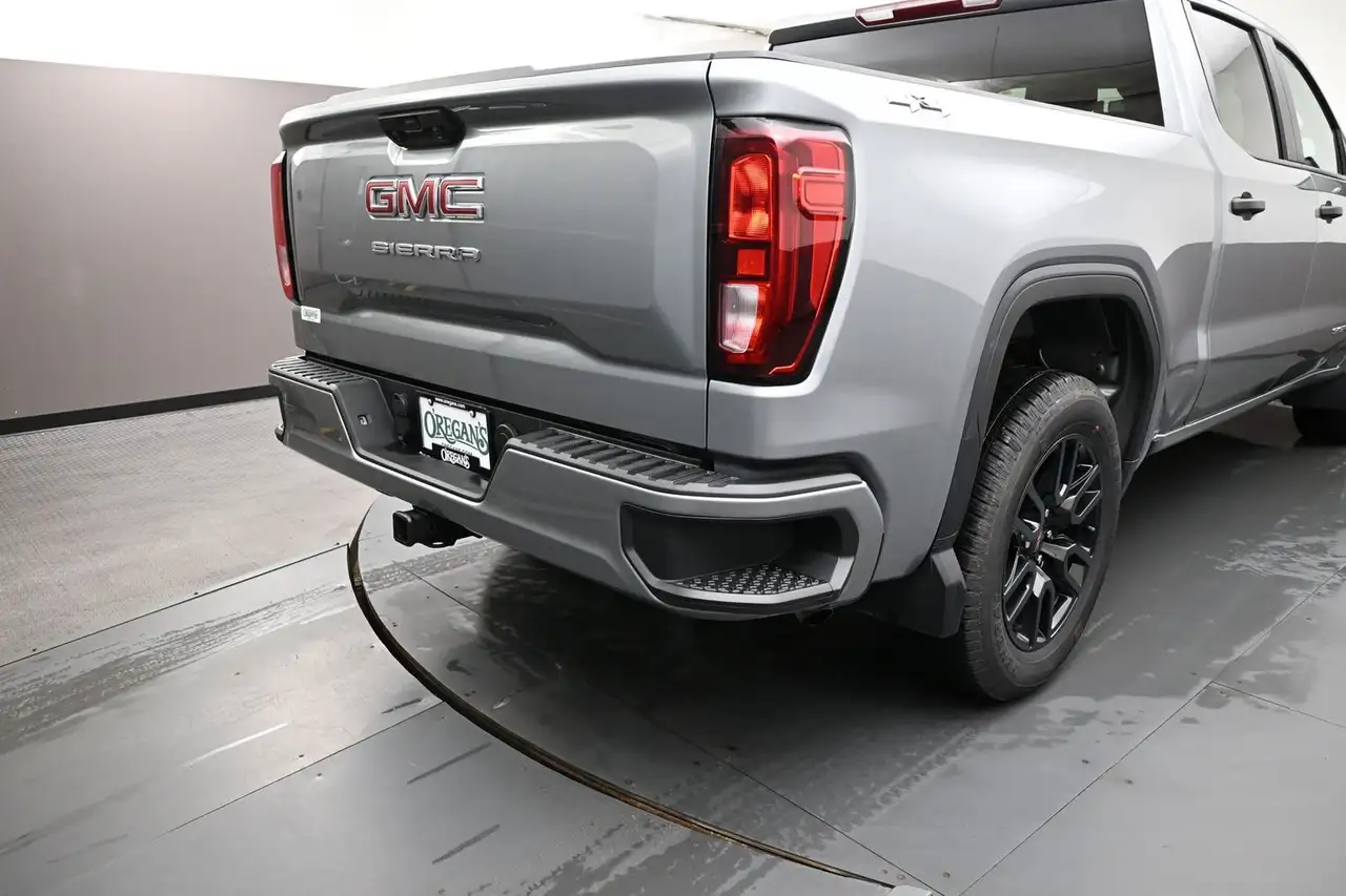 GMC Sierra 1500 photo GMC Sierra 1500