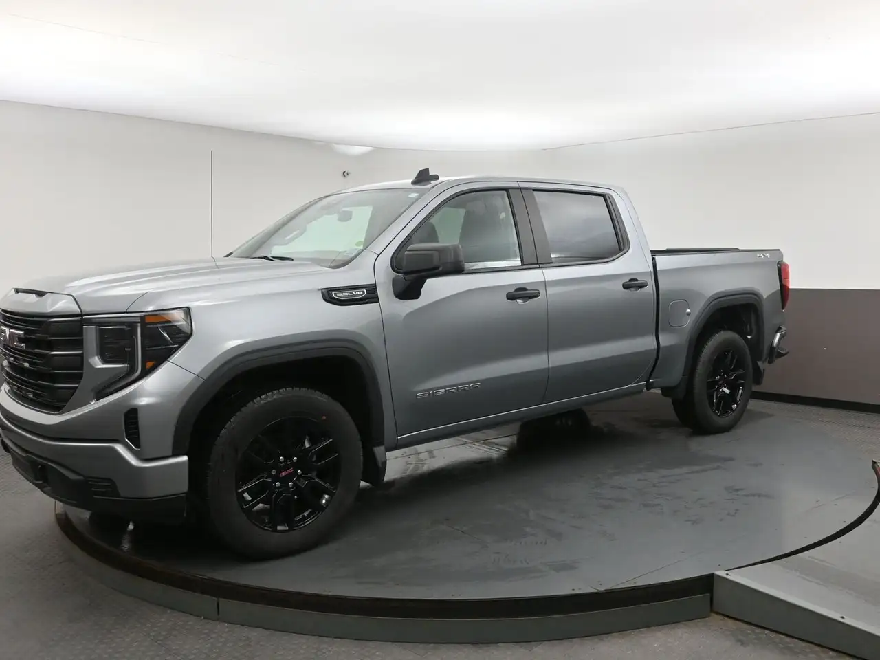 GMC Sierra 1500 photo GMC Sierra 1500