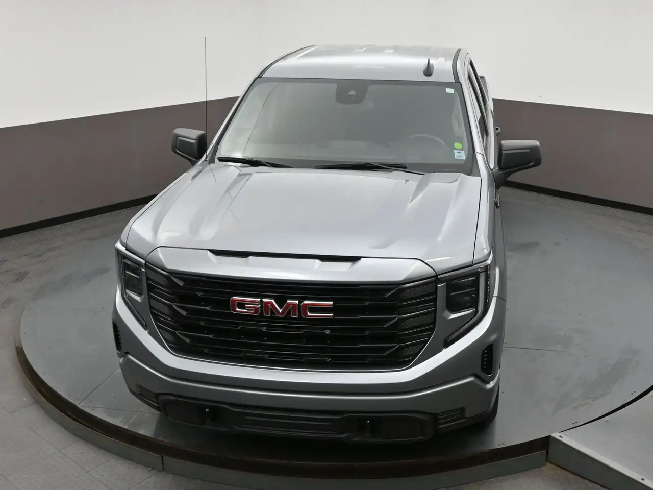 GMC Sierra 1500 photo GMC Sierra 1500