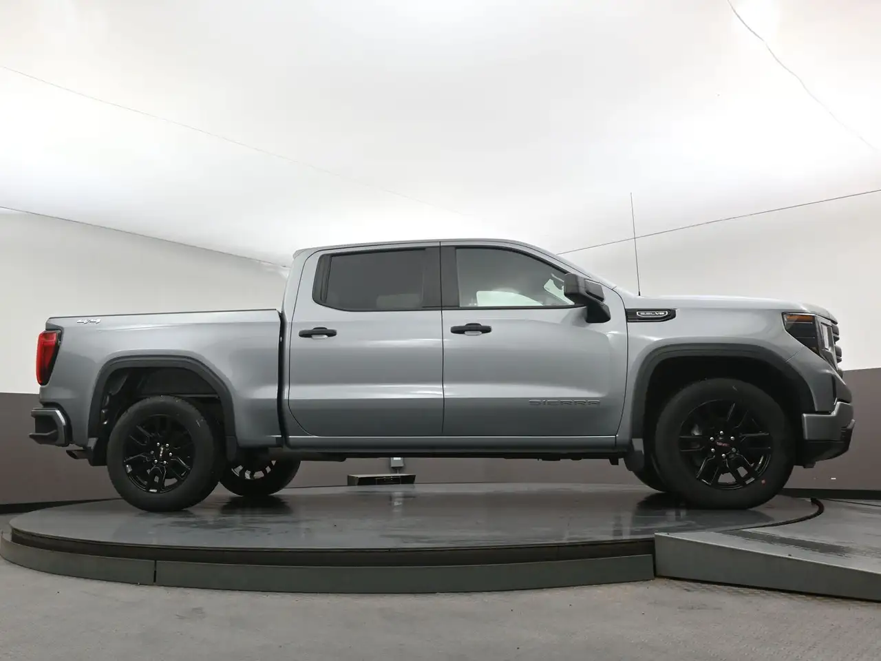 GMC Sierra 1500 photo GMC Sierra 1500