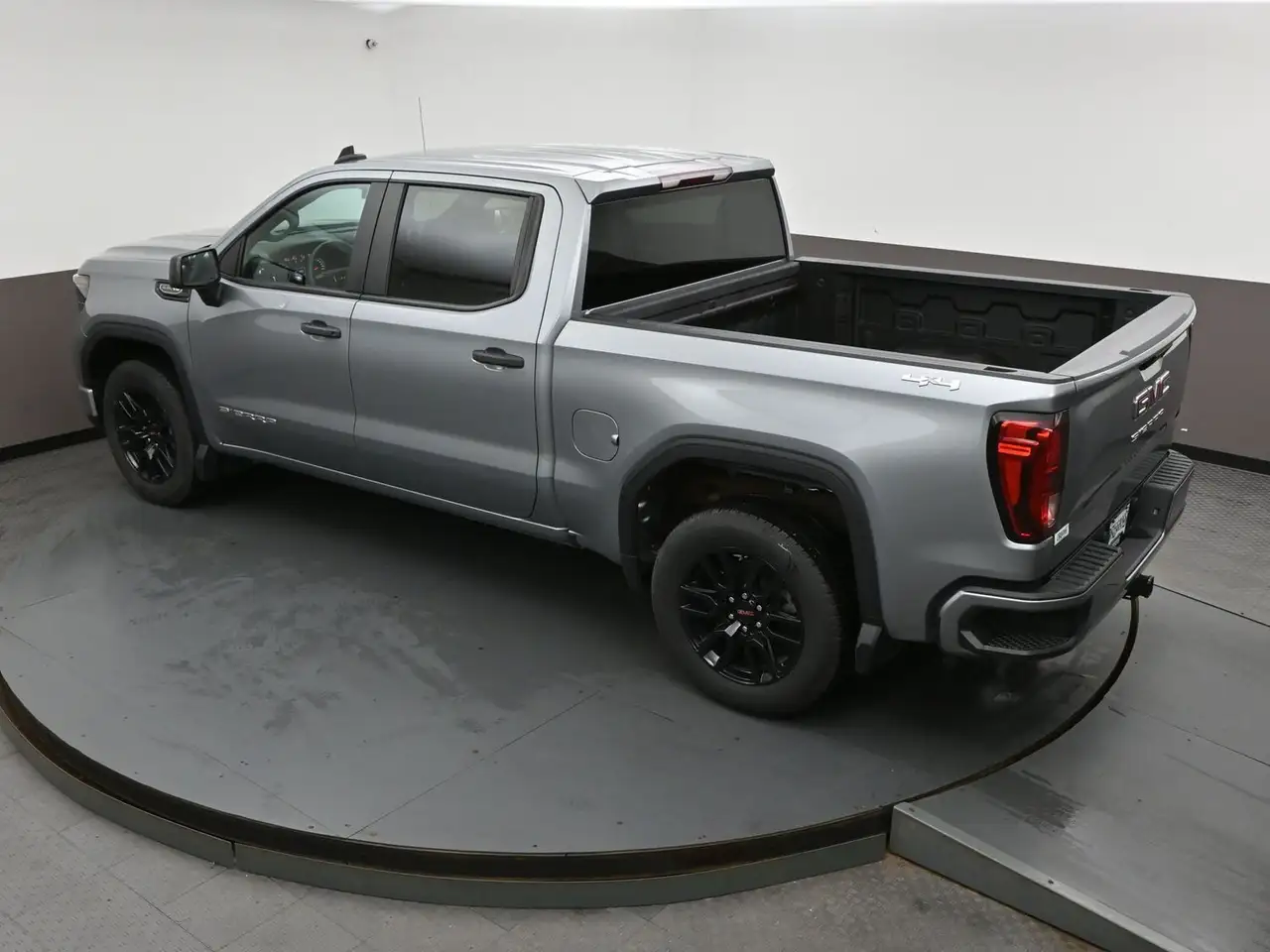 GMC Sierra 1500 photo GMC Sierra 1500