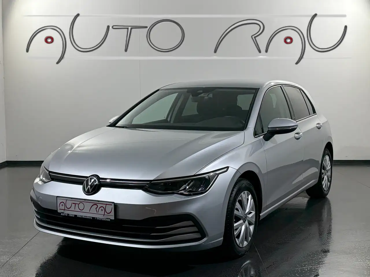 Volkswagen Golf 8 Lim. 2.0 TDI SCR Life *LED*ACC*NAVI*