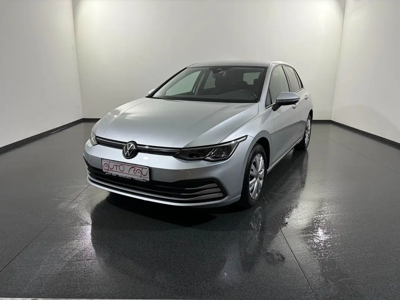 Volkswagen Golf 8 Lim. 2.0 TDI SCR Life *LED*ACC*NAVI* 2