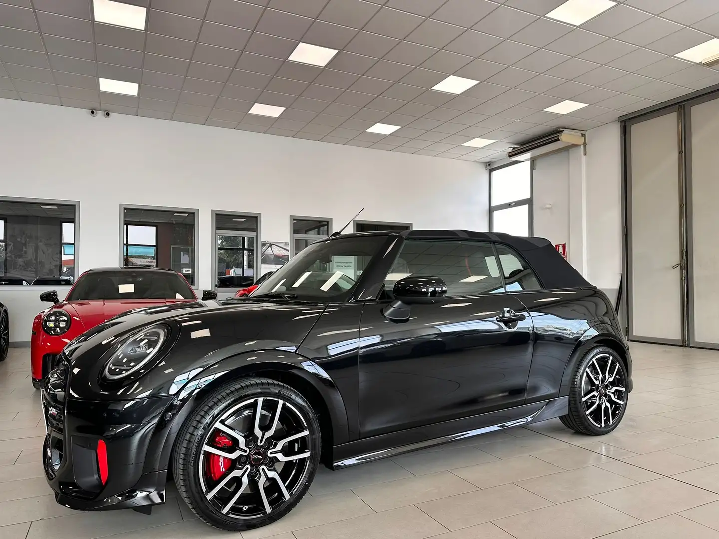 MINI John Cooper Works Cabrio JOHN COOPER WORKS CABRIO 231cv Noir - 2