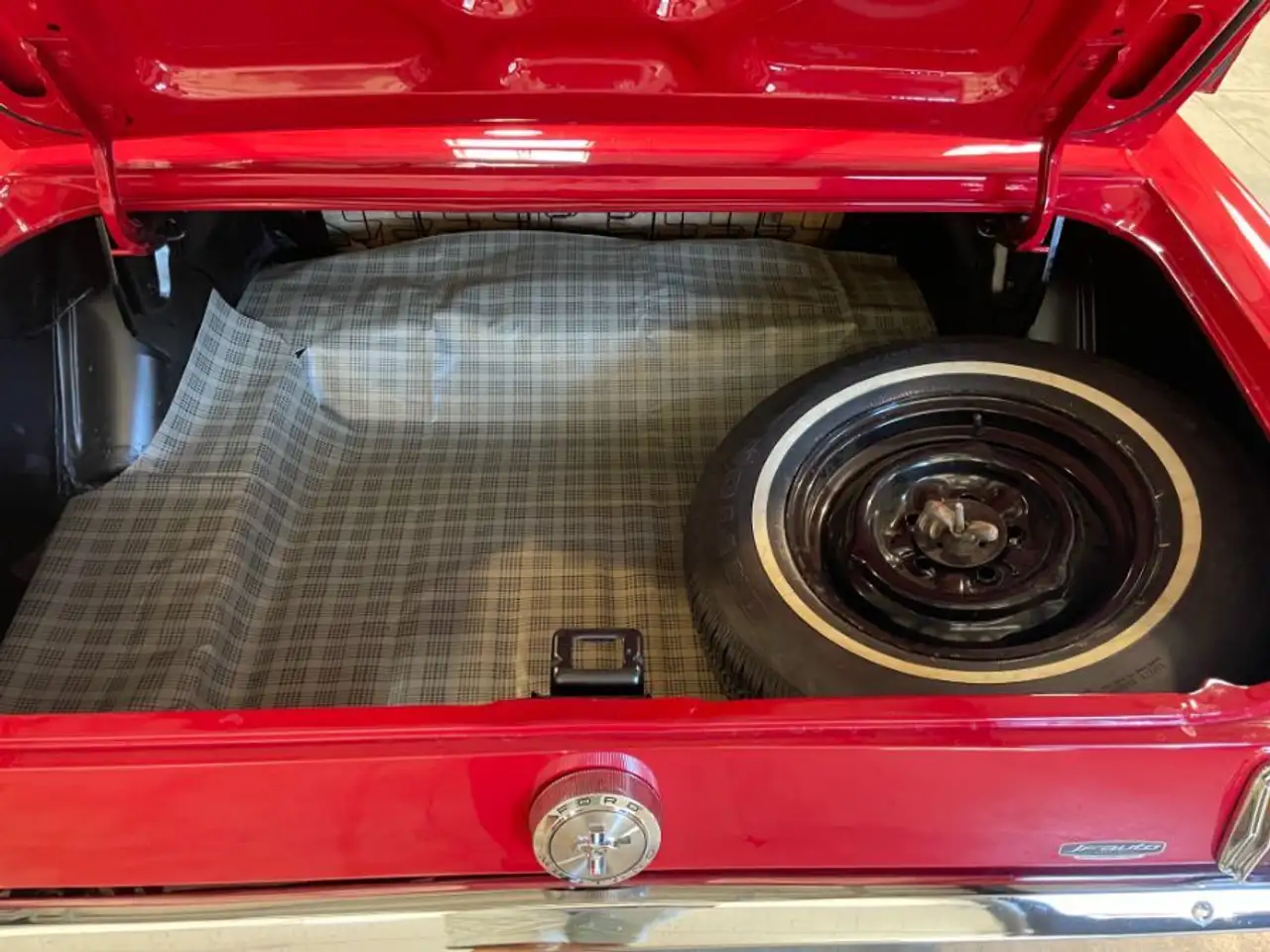Ford Mustang COUPE V8 BVA 1966, foto 11