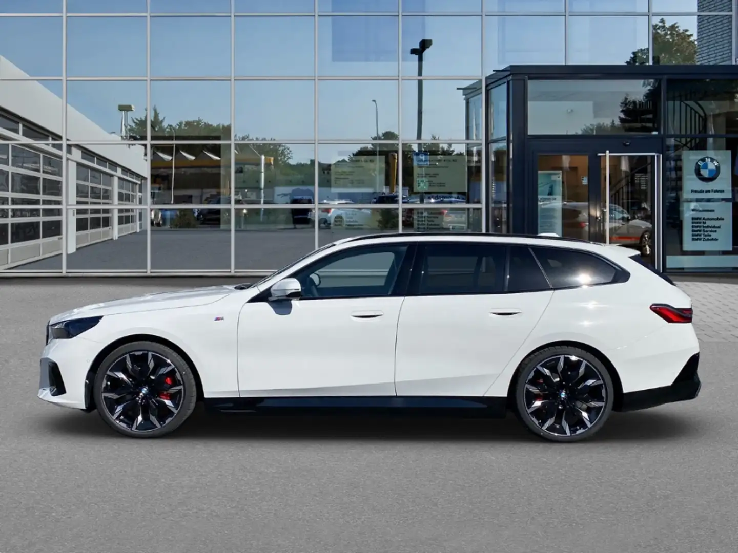 BMW i5 xDrive40 Touring M Sport Pro Live CockpitPro/AHK/D Weiß - 2