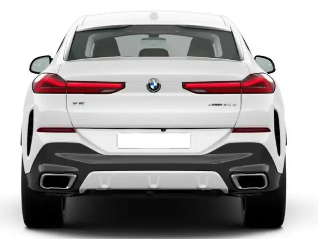 BMW X6 view 4