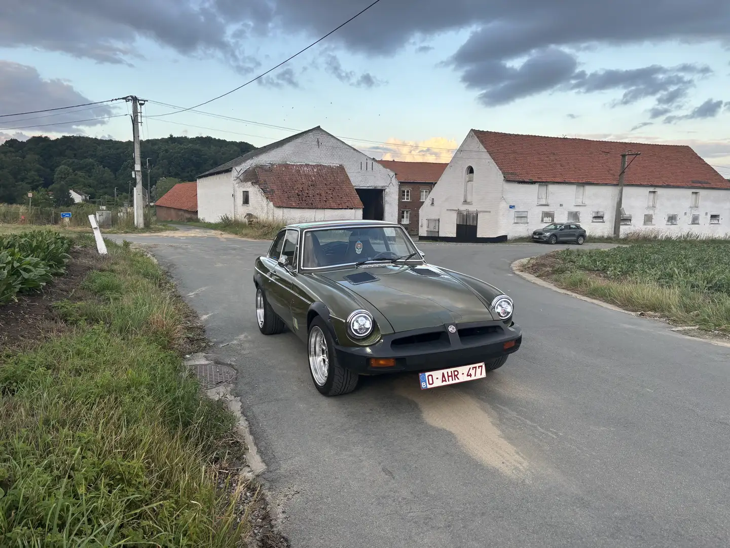 MG MGB gt - 2