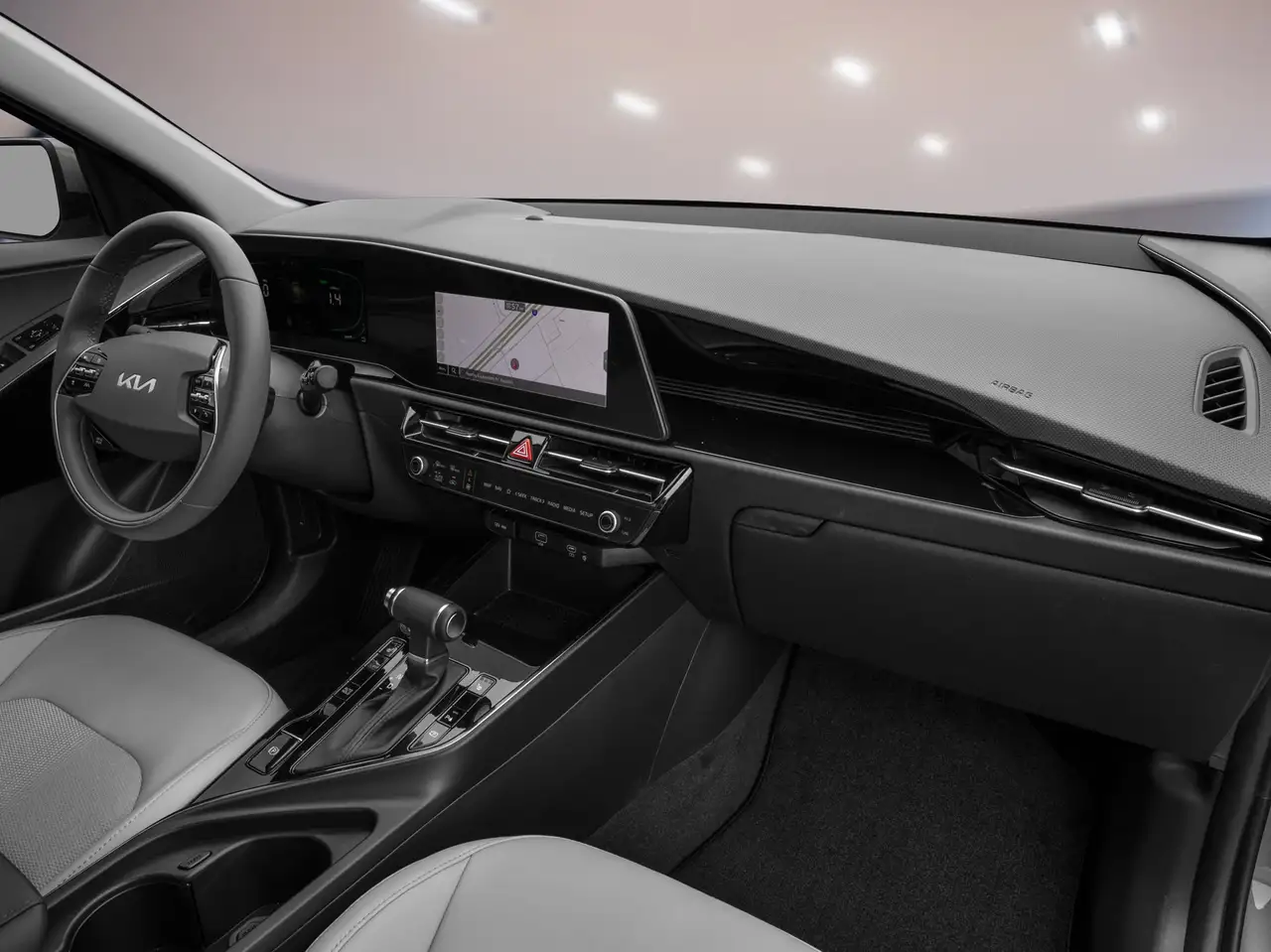 Kia Niro снимка Kia Niro