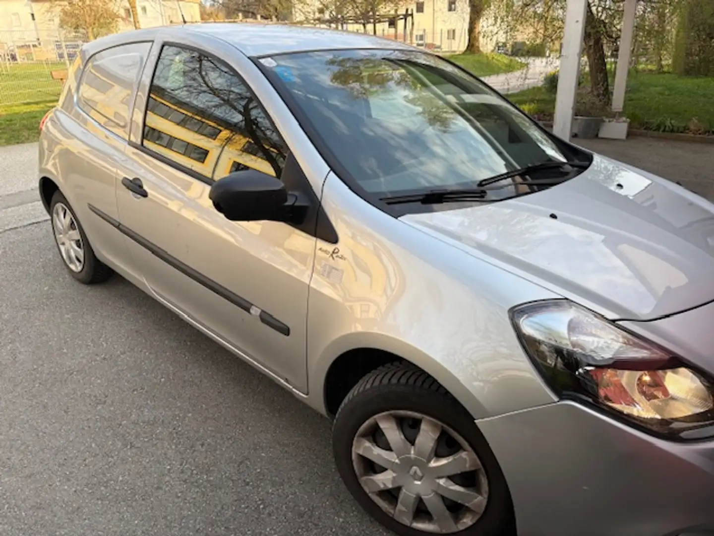 Renault Clio Clio LKW VAN - 3 Türer Grau - 1