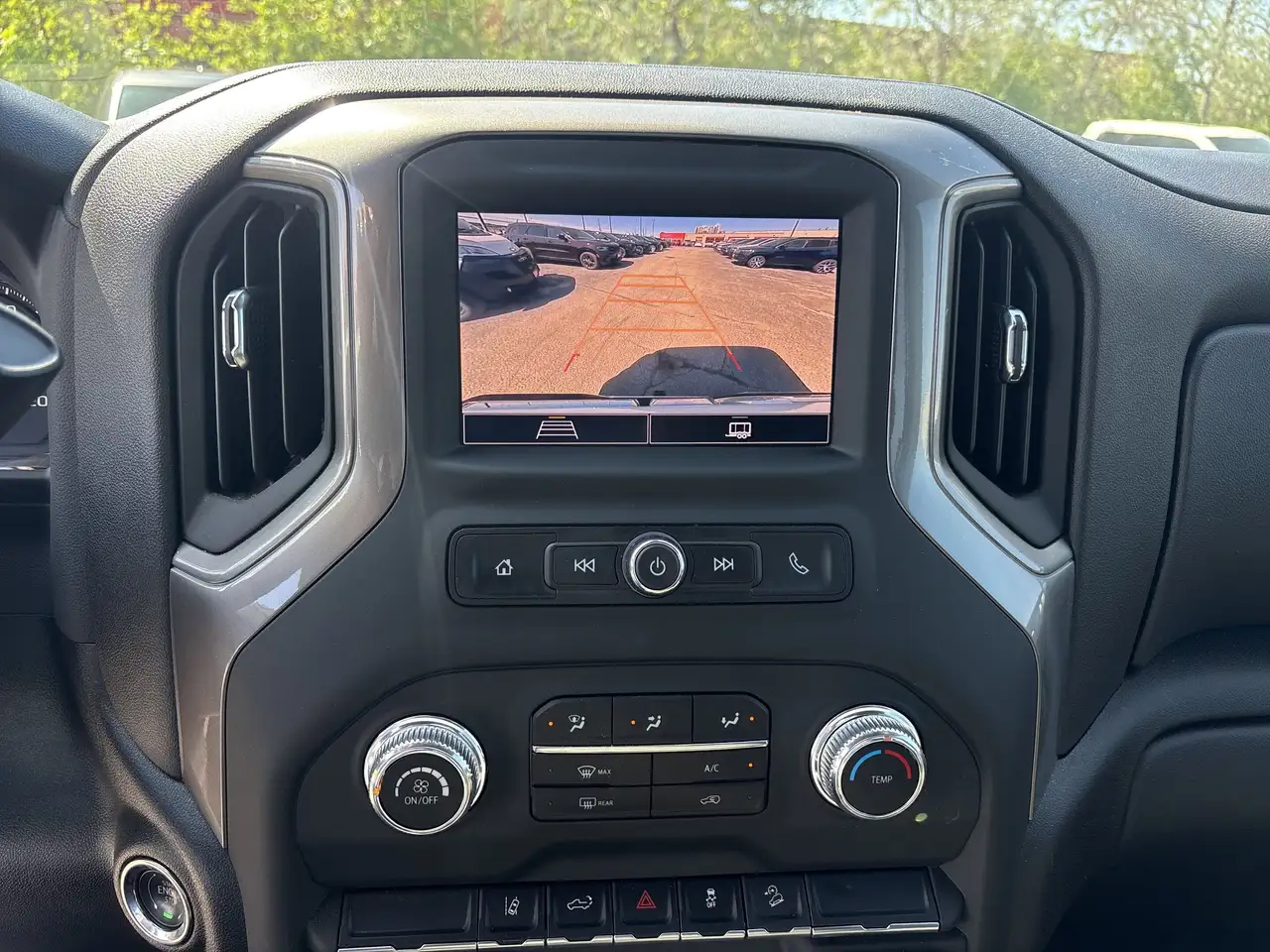 GMC Sierra 2500HD снимка GMC Sierra 2500HD