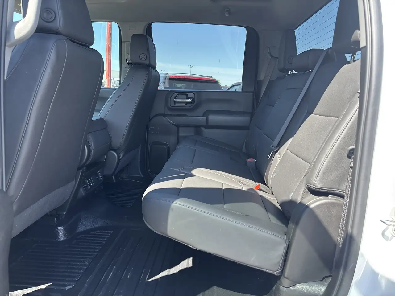 GMC Sierra 2500HD снимка GMC Sierra 2500HD