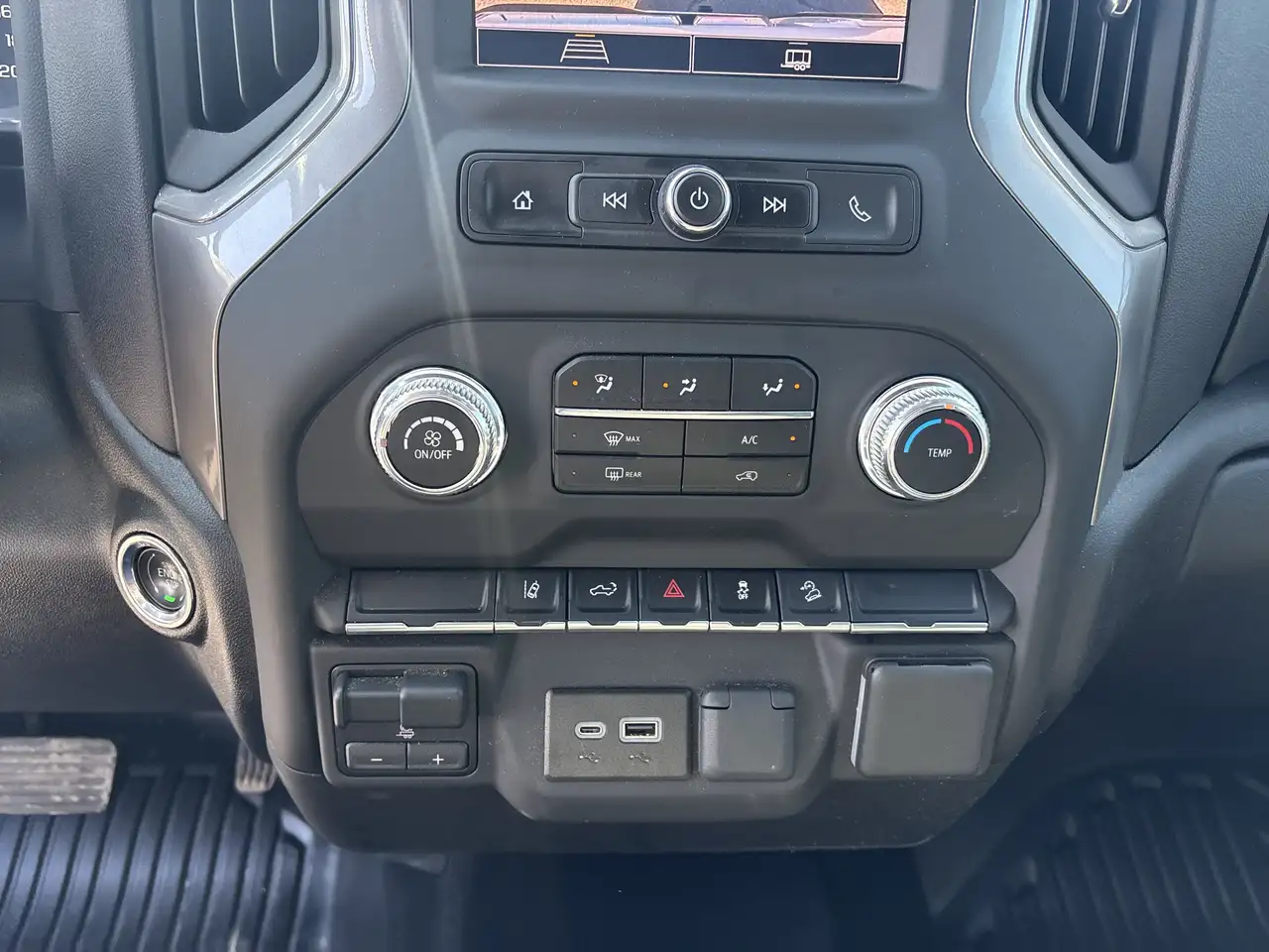 GMC Sierra 2500HD снимка GMC Sierra 2500HD