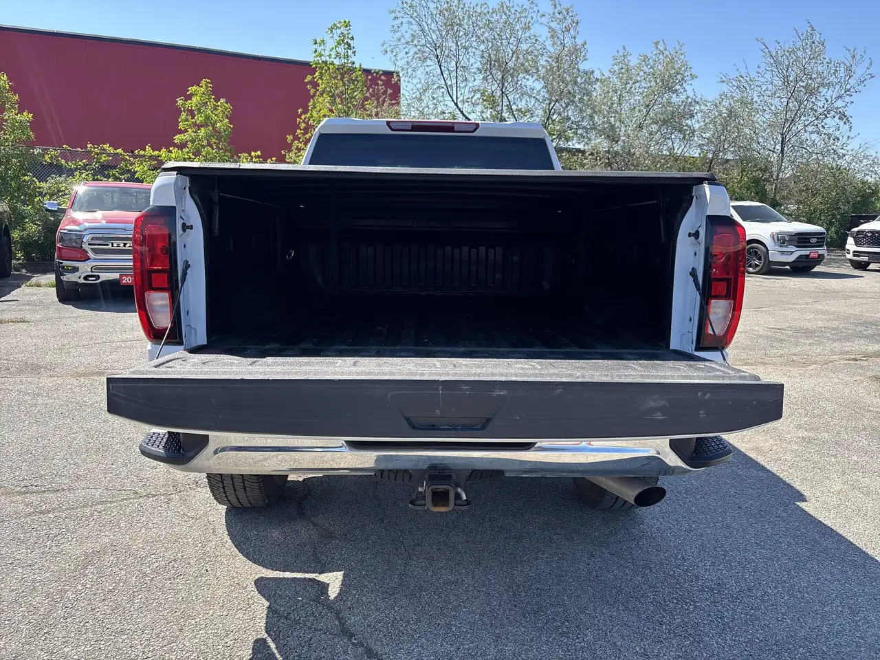 GMC Sierra 2500HD снимка GMC Sierra 2500HD