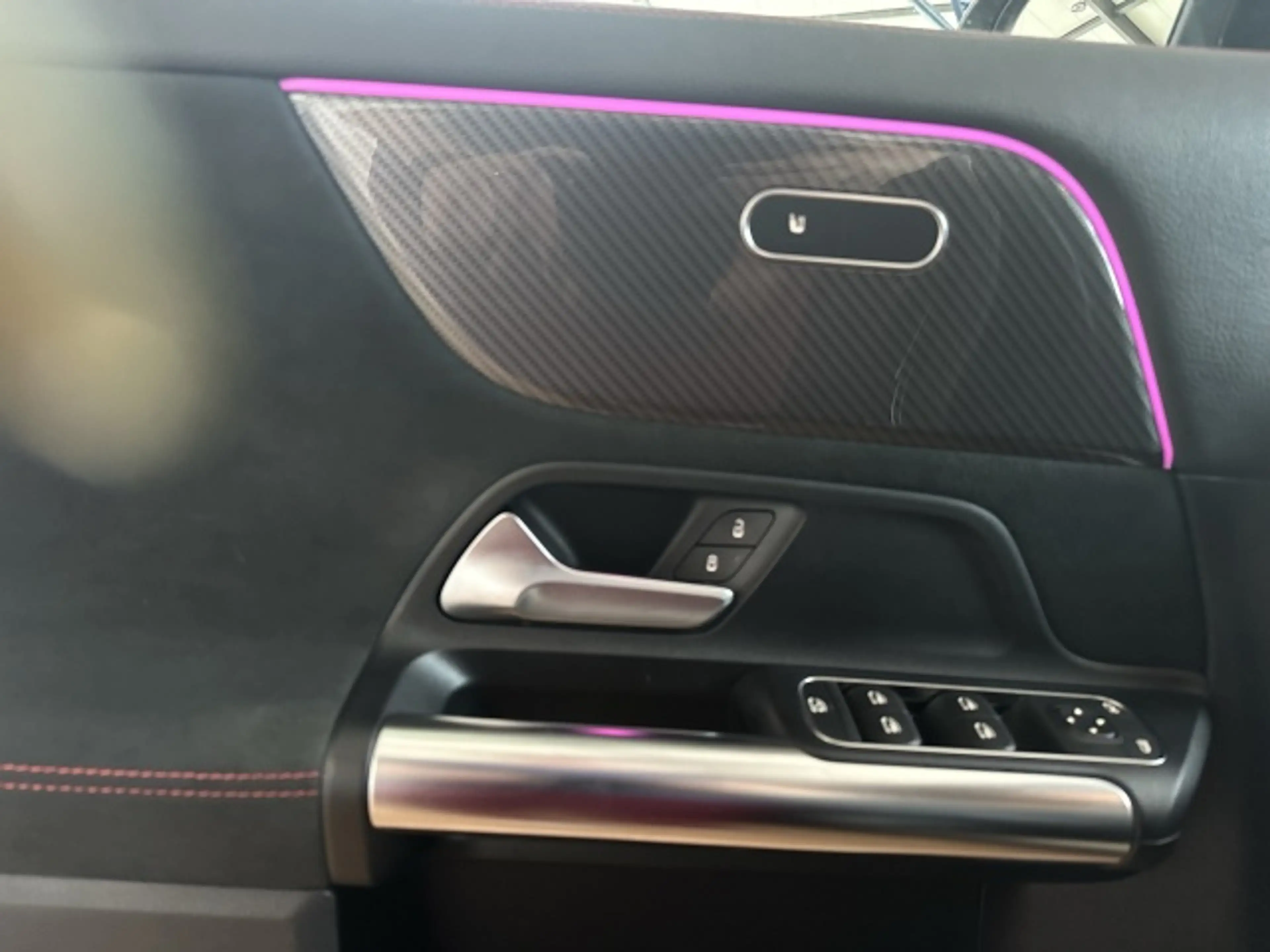 Mercedes-Benz GLA 200 GLA 200 LED+KLIMA+KEYLESS AMG Line Styling/Autom. — photo 10