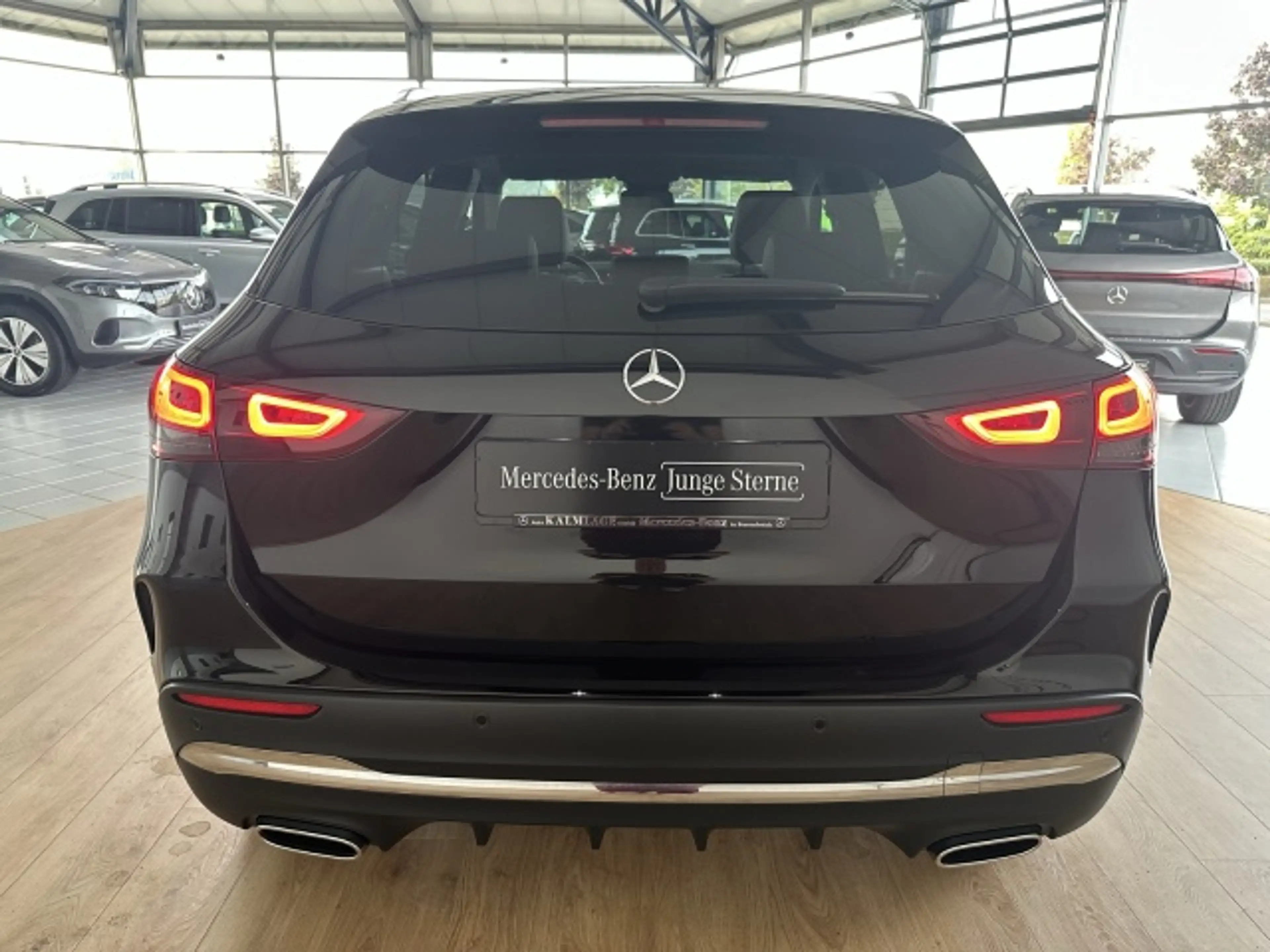 Mercedes-Benz GLA 200 GLA 200 LED+KLIMA+KEYLESS AMG Line Styling/Autom. — photo 5