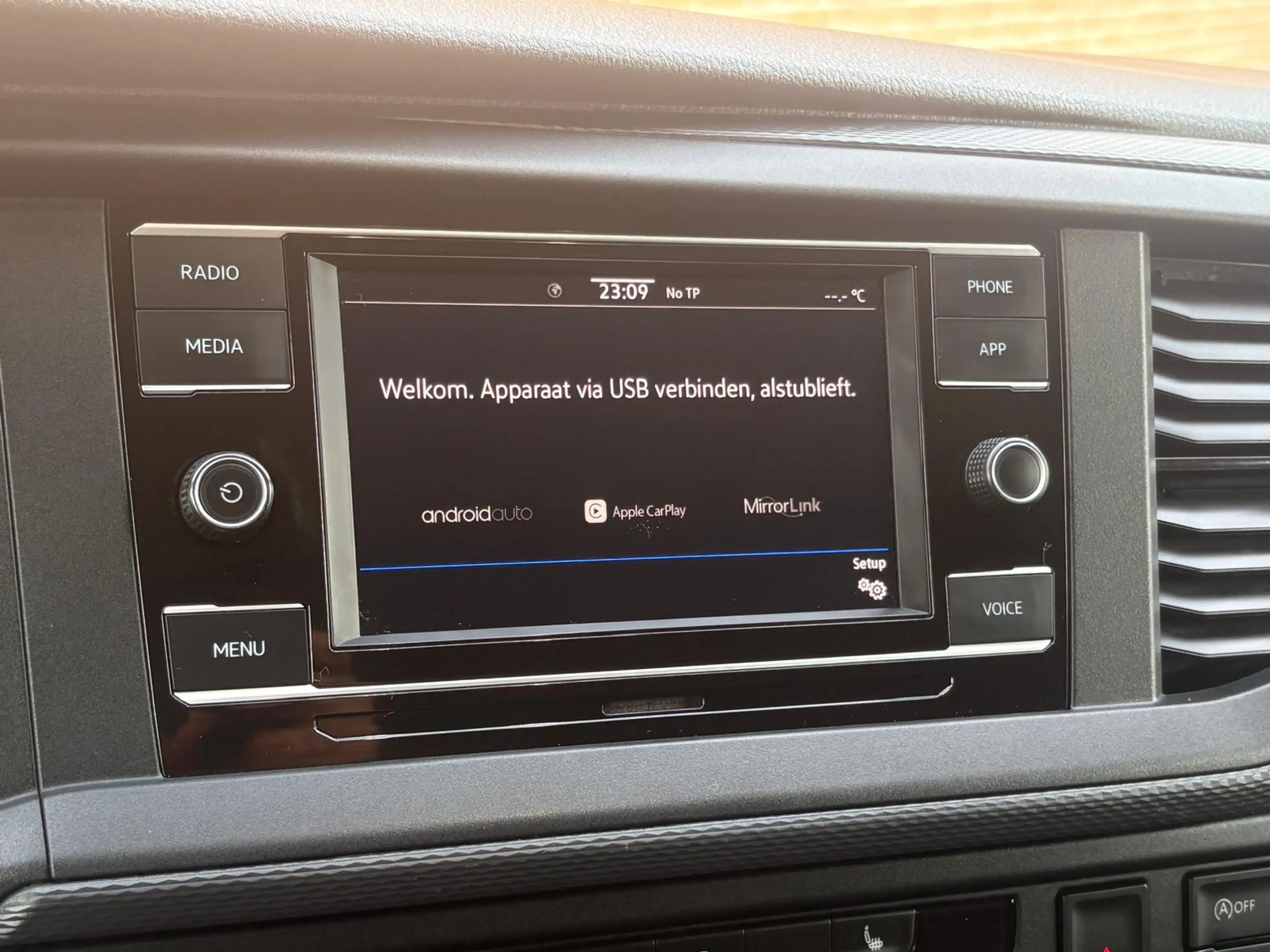 Volkswagen Transporter 2.0TDI 150PK Lang / Carplay / Standkachel / Euro6 — photo 10