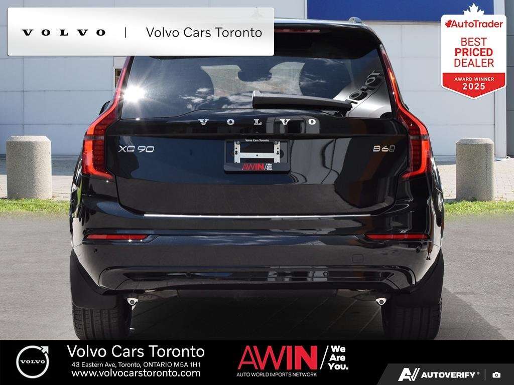 2026 Volvo XC90 B6 AWD Ultra Dark Theme 7-Seater alt 5