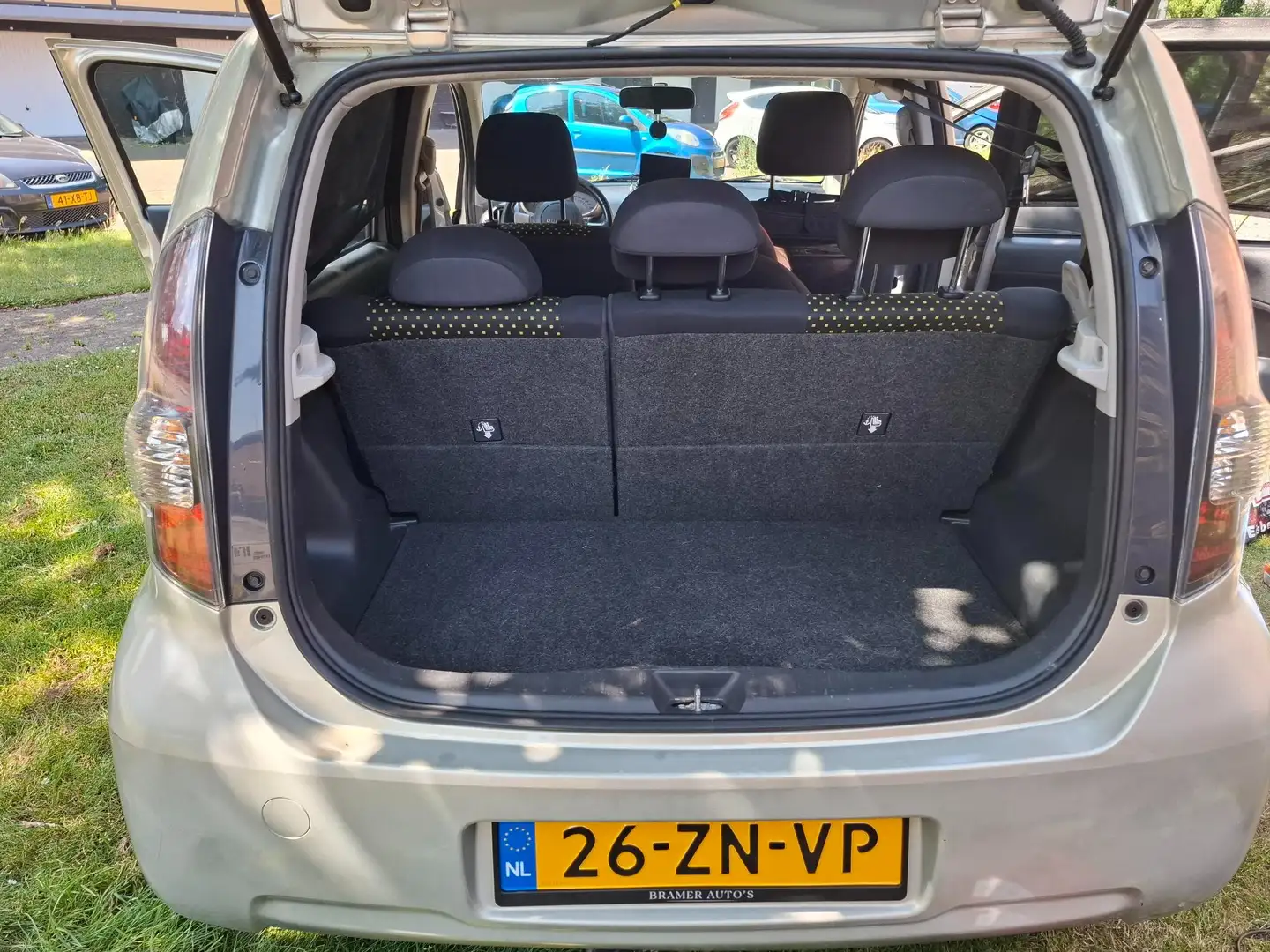 Daihatsu Sirion Sirion 1.3-16V Sport Béžová - 1
