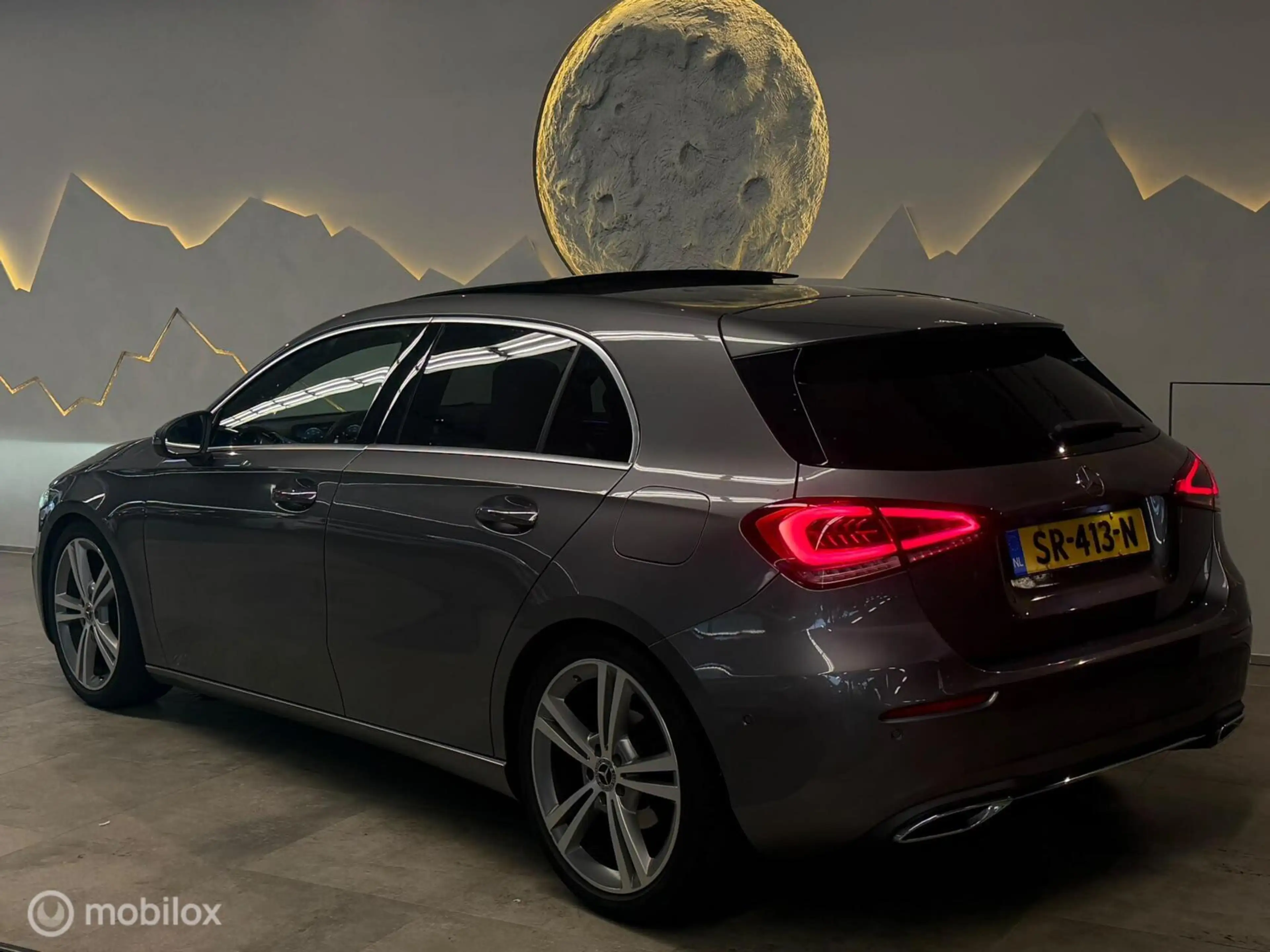 Mercedes-Benz A 200 Premium Panorama/Burmester/HUD/Memory — photo 6