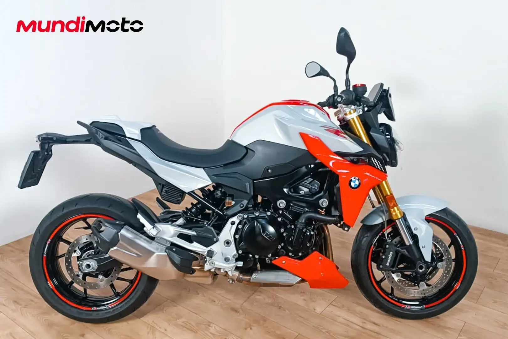 BMW F 900 R - 1