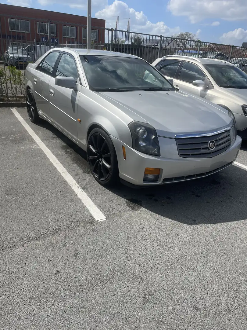 Cadillac CTS 3.2 V6 Grau - 2
