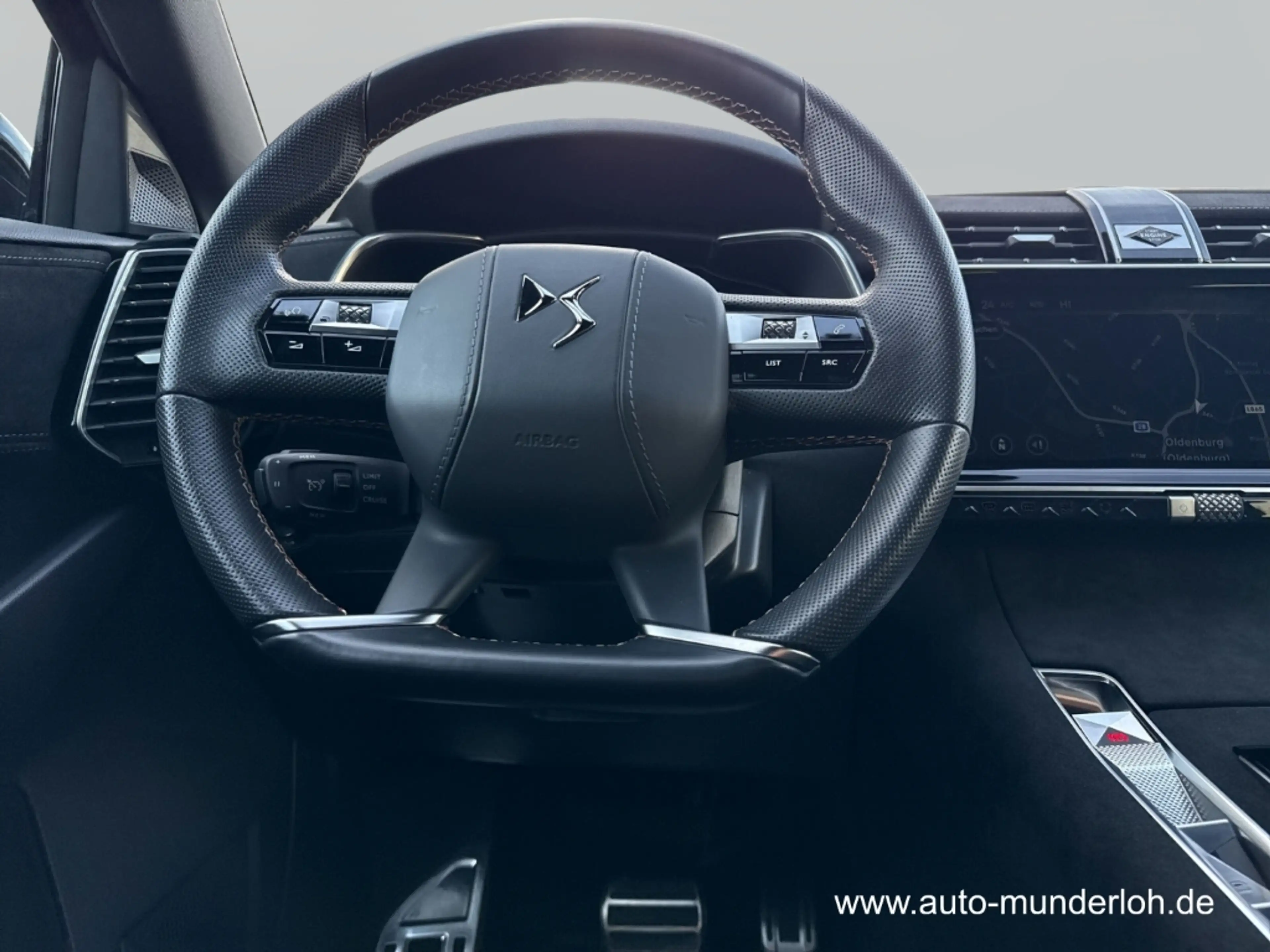 DS Automobiles DS 7 Performance Line+ BlueHDi130 EAT8 NAVI KLIMAAUTOM. — photo 9